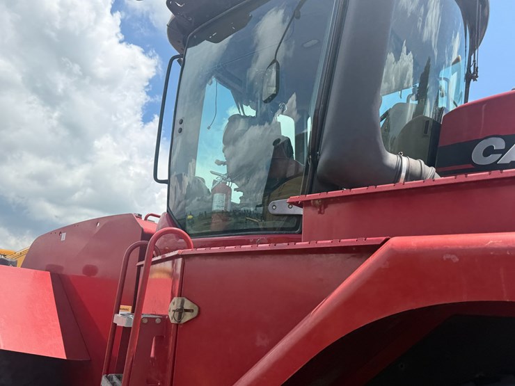 2014-case-ih-470-image-75