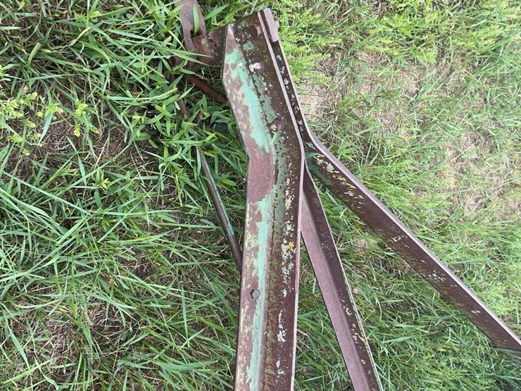 john-deere-b-image-9
