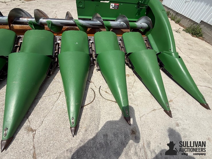 2017-john-deere-608c-image-20