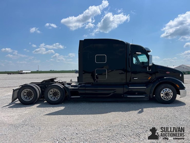2015-peterbilt-579-image-4