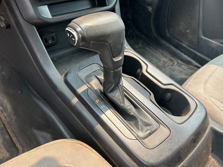 2019-chevrolet-colorado-image-36