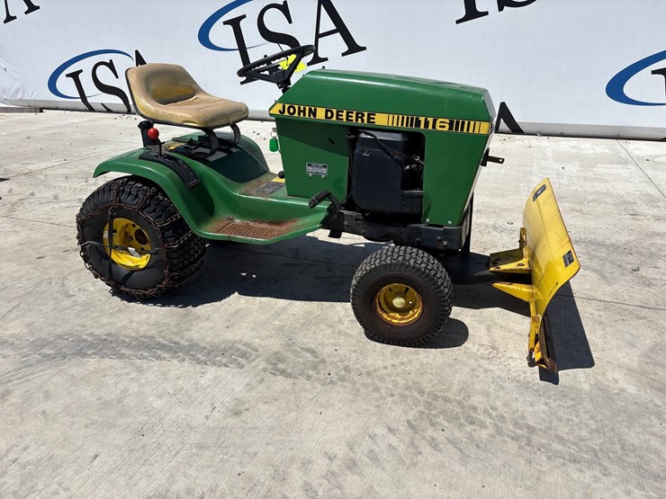 john-deere-la-image-1