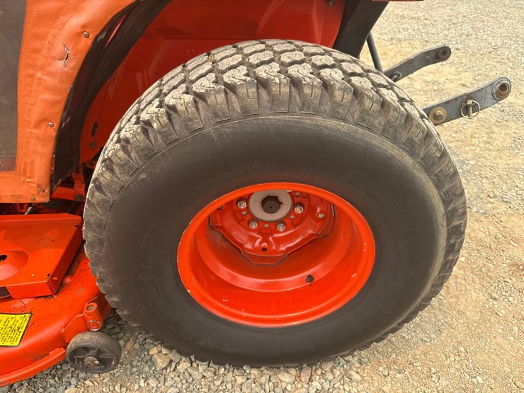 kubota-b2400-image-40