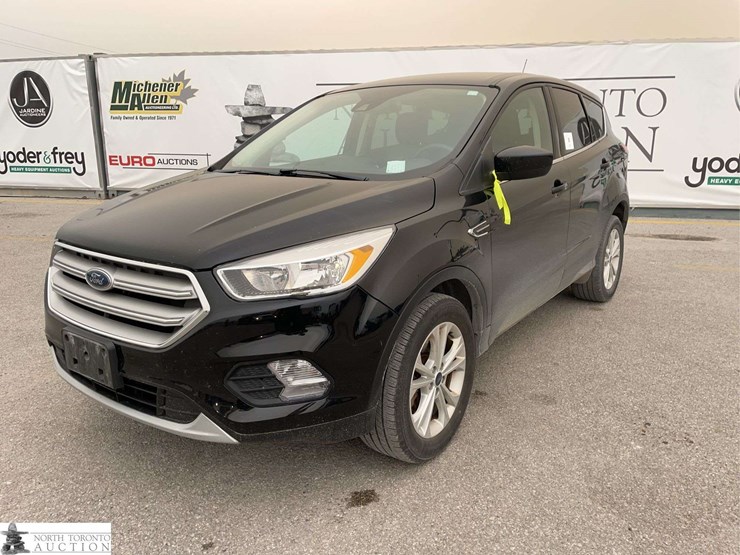 2019-ford-escape-image-1