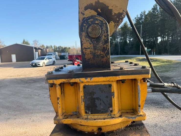 #1298-•-caterpillar-m318d-material-handler-image-15