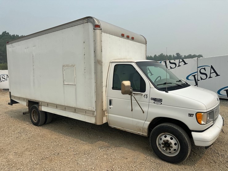 2002-ford-e450-image-7