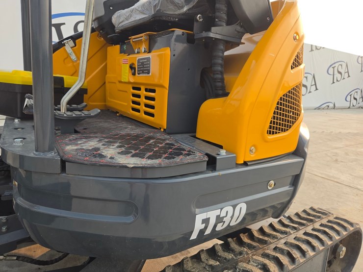 #5090-•-2026-future-ft30-mini-excavator-image-22