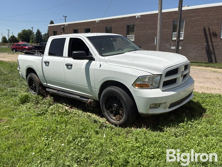 2012-dodge-ram-1500-image-3