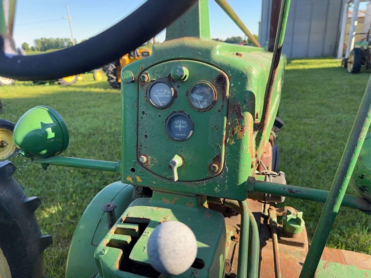 john-deere-50-image-18