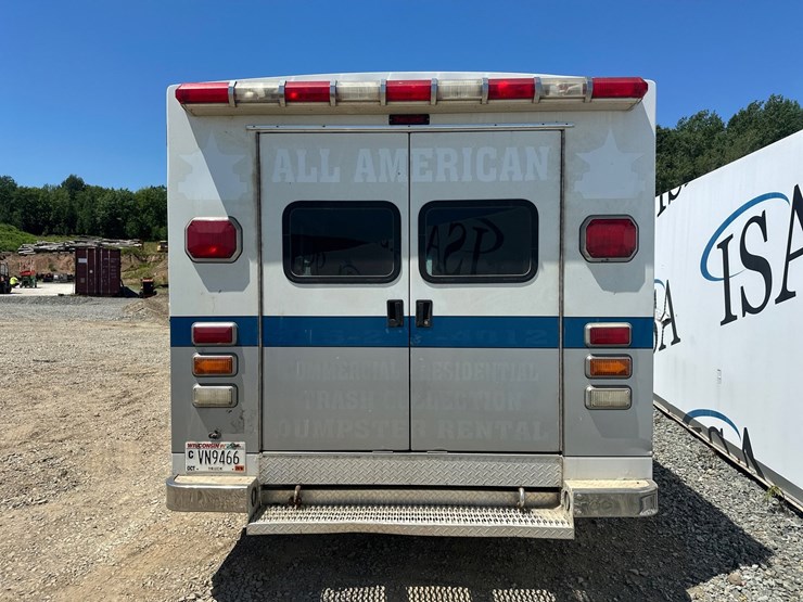 2000-ford-e350-image-4