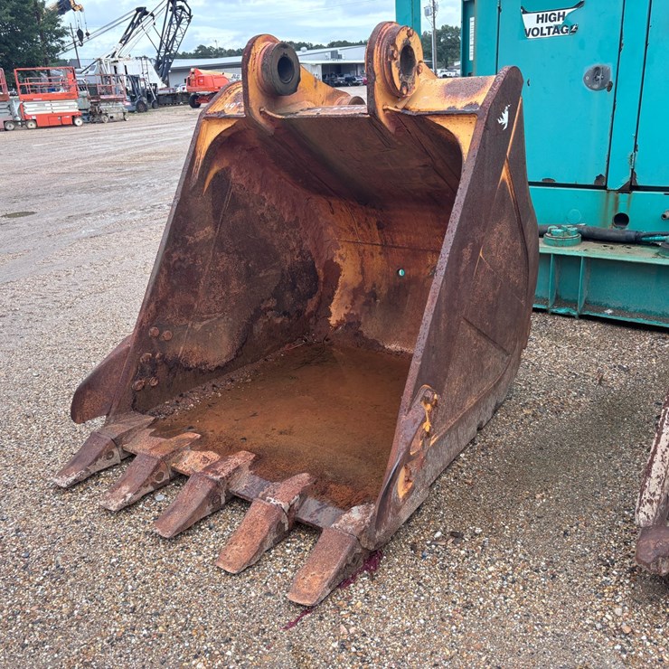 #39095 • 45IN DIGGING BUCKET