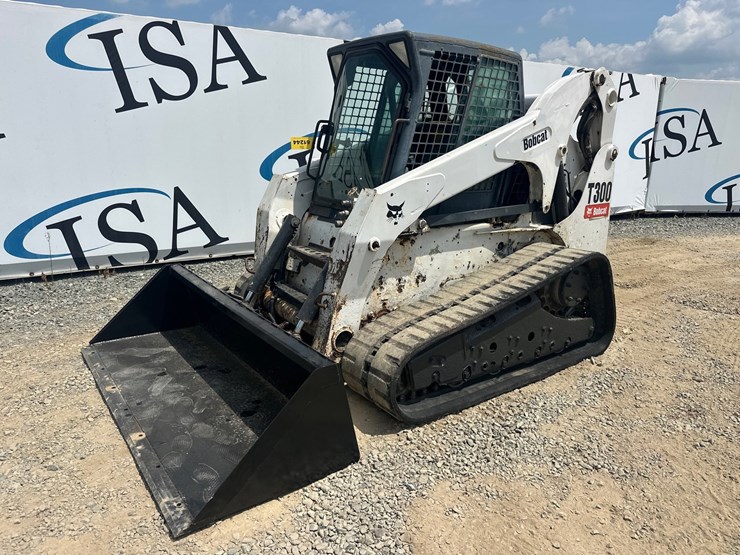 bobcat-t300-image-1