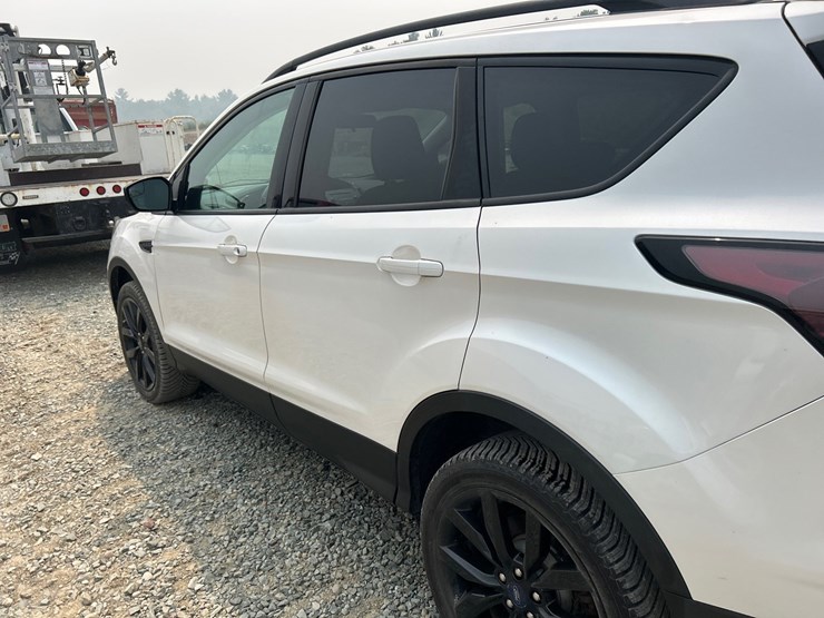 2018-ford-escape-image-15