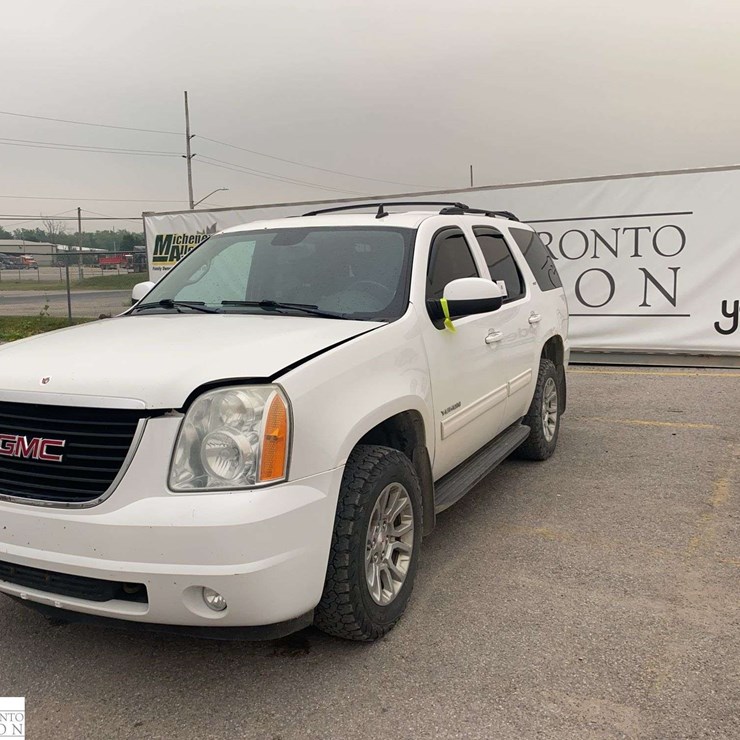 2011 GMC YUKON