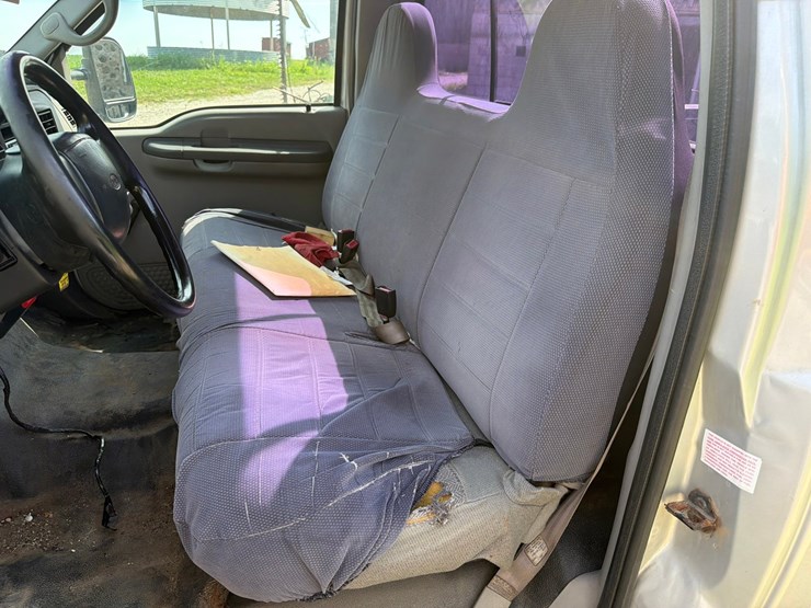 1999-ford-f250-image-25