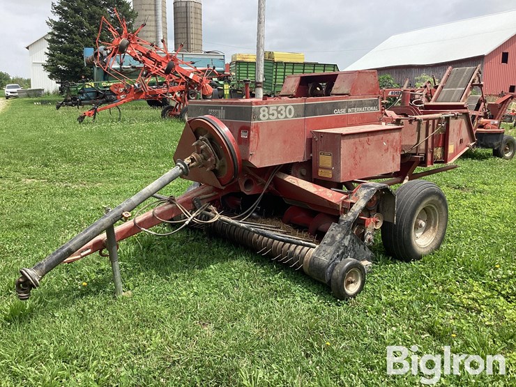 1990-case-ih-8530-image-1