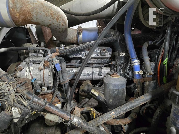 2007-mack-granite-cv713-image-21