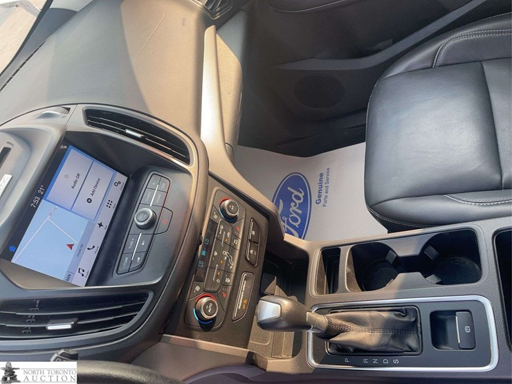 2017-ford-escape-image-13