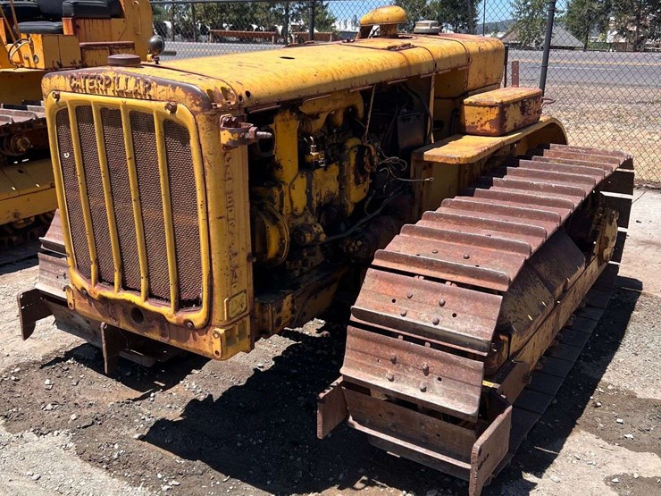 caterpillar-d4-image-1