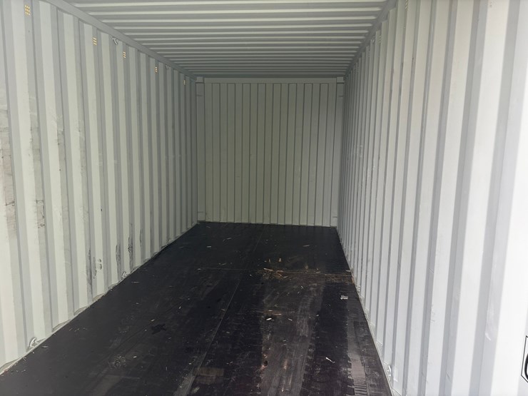 #5222-•-shipping-container-image-5