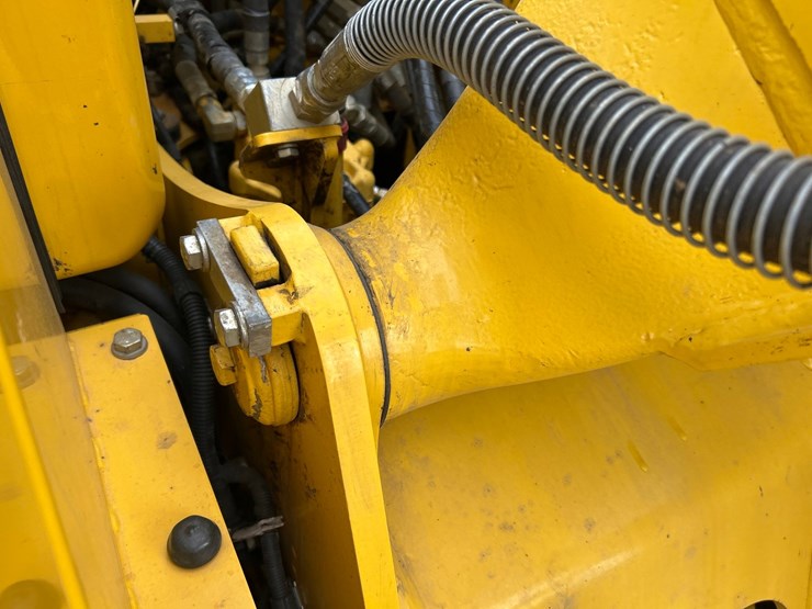 komatsu-pc130-11-image-29