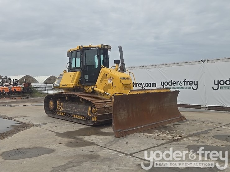 2020-komatsu-d61px-24-image-7