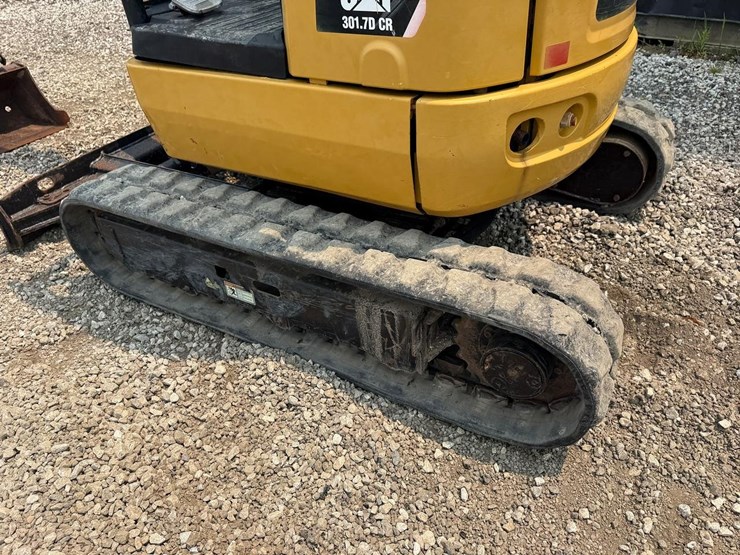 2015-caterpillar-301.7-image-15