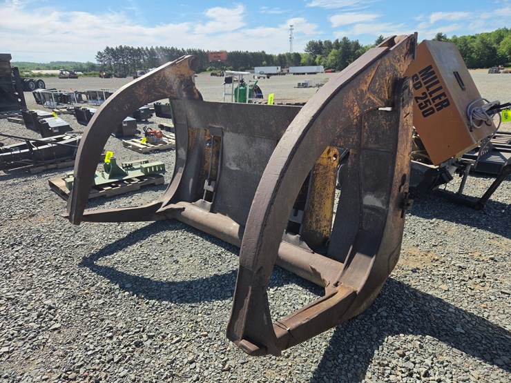 #6292-•-approx.-96"-loader-grapple-attachment-image-1