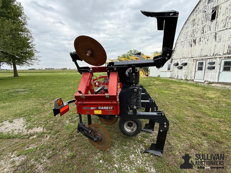 2019-case-ih-2500-image-8
