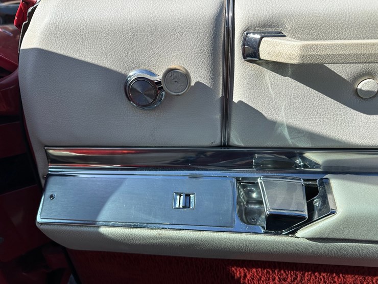 #1175-•-1967-cadillac-deville-convertible-coupe-image-60