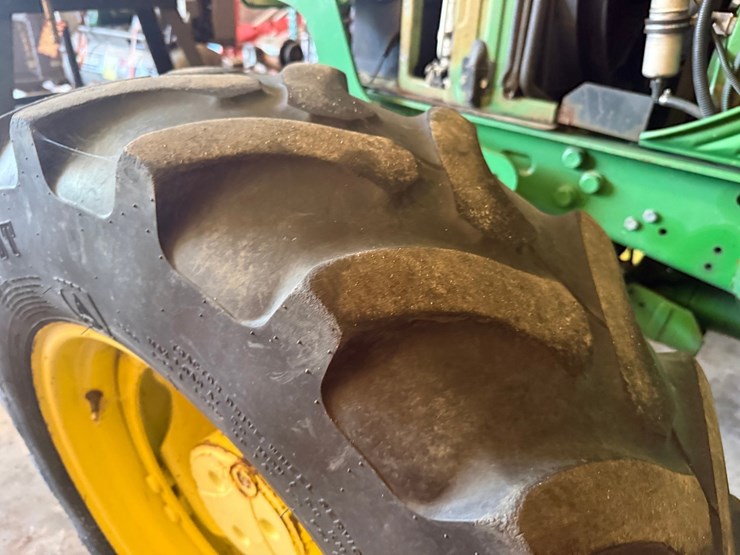 john-deere-6420-image-68