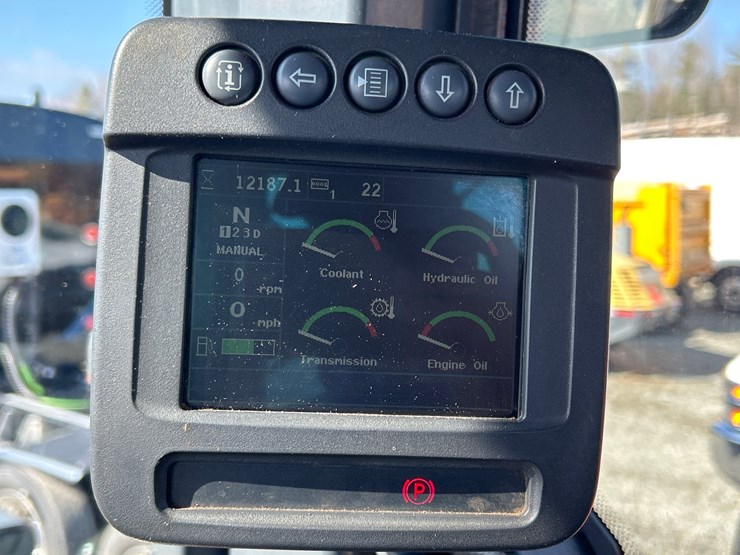 2012-deere-624k-image-75
