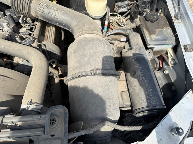2002-ford-f250-image-18
