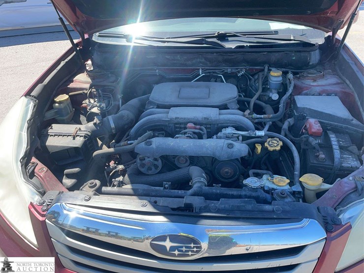 2011-subaru-outback-awd-2.5i-sport-4dr-wagon-cvt-image-9