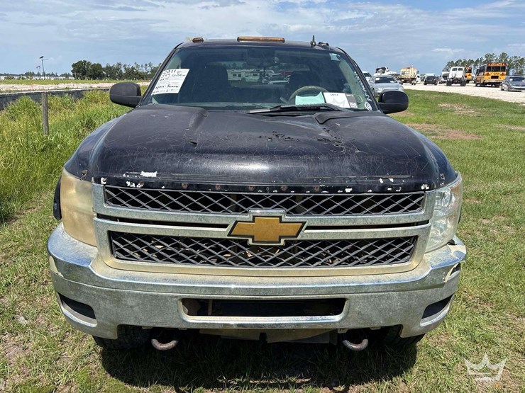 2011-chevrolet-silverado-1500-image-41