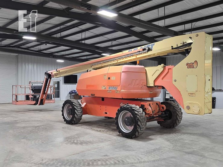 2016-jlg-800aj-image-4