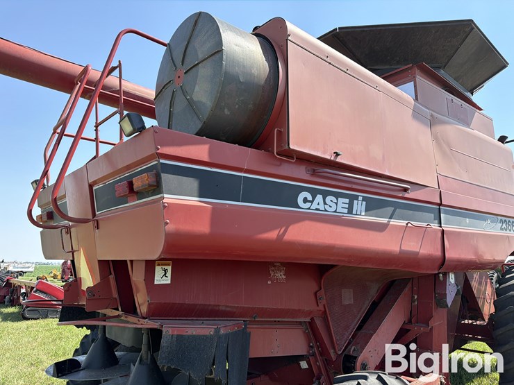 2000-case-ih-2366-image-13