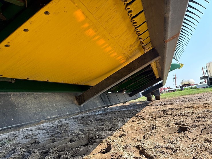 2018-john-deere-635fd-image-40