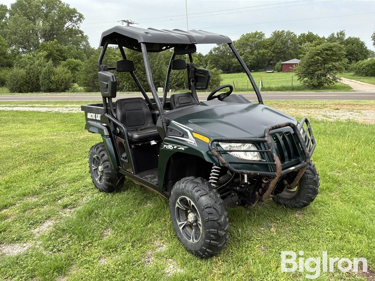 2013-arctic-cat-700-image-12