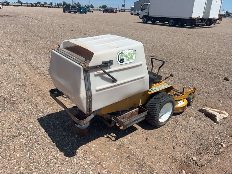 mcghs-zero-turn-mower-image-3