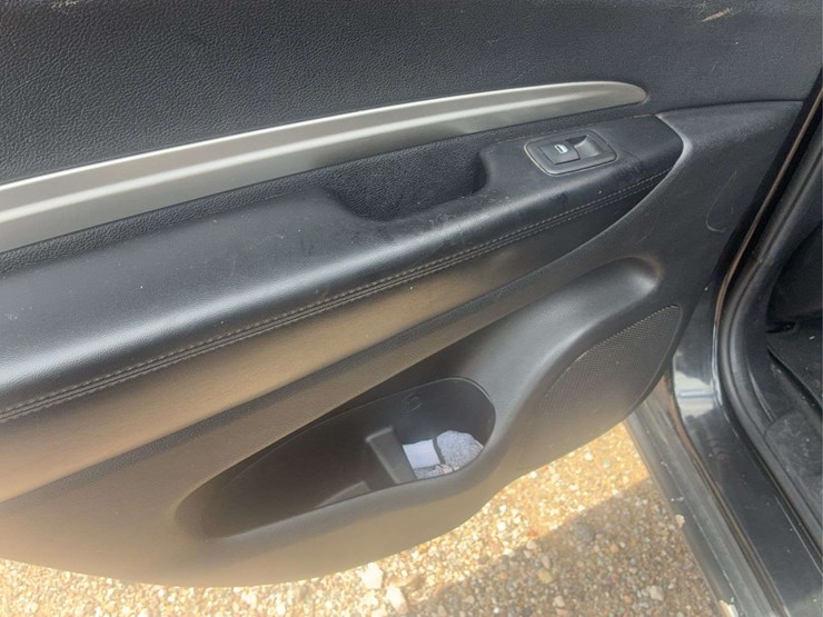 2013-dodge-durango-image-17