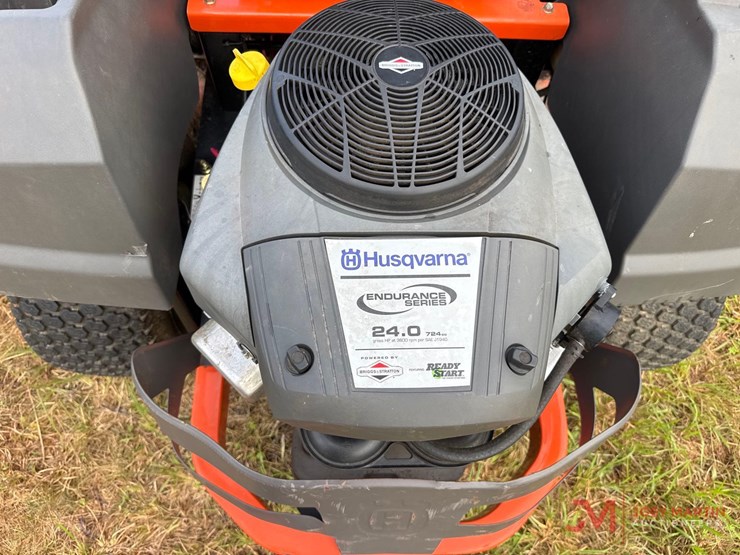 husqvarna-z254-zero-turn-mower-image-9