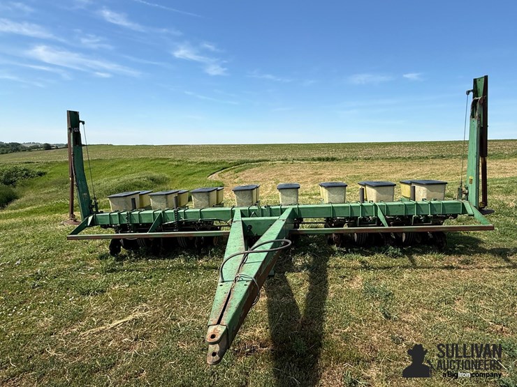 john-deere-7000-image-2