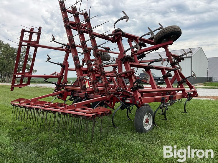 case-ih-4800-image-5