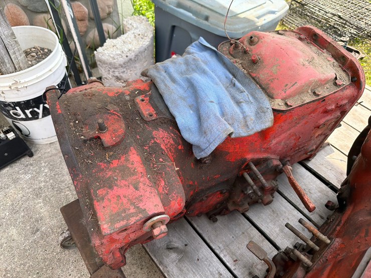 #1531-•-ford-select-o-matic-transmission-image-2