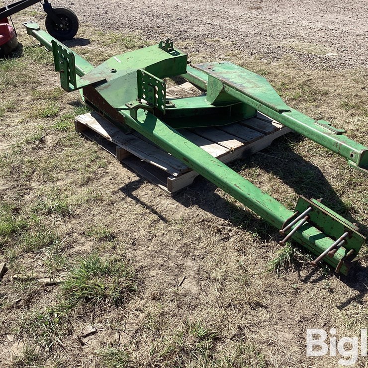 JOHN DEERE 2