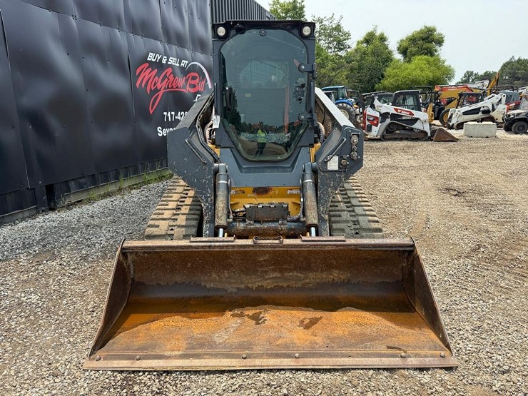 2023-deere-331g-image-7