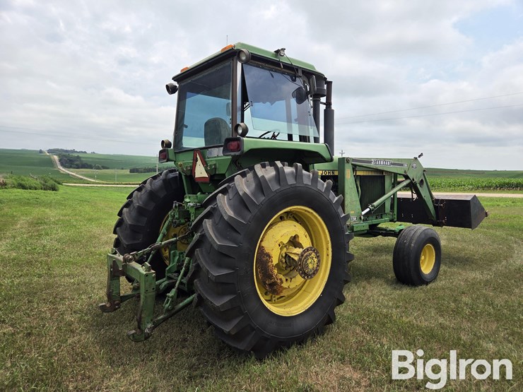 1977-john-deere-4630-image-5