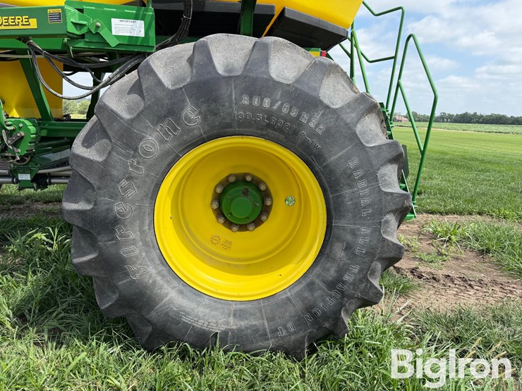 2010-john-deere-1890-image-14