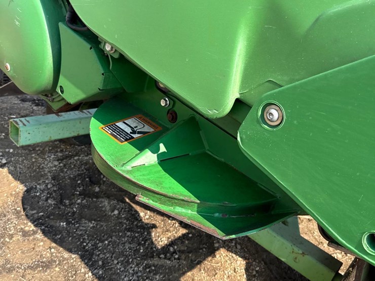 2012-john-deere-608c-image-21